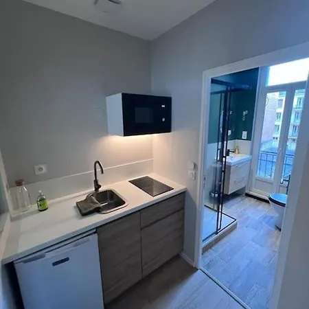 Bow Window Surplombant Le Marche De