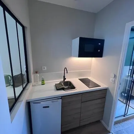 Bow Window Surplombant Le Marche De * Dieppe