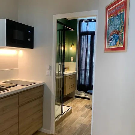 Bow Window Surplombant Le Marche De